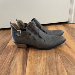 Gray ankle boots—super cute cutout design!